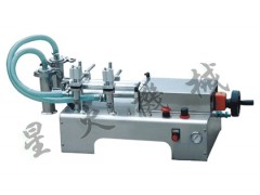 双头液体灌装机图1