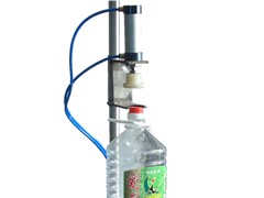 塑料桶压盖机￠油瓶压盖机￠润滑油桶压盖机