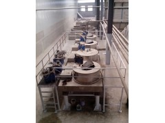 二手LWL450过滤离心机PGZ1250刮刀卸料自动离心机图2