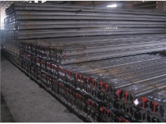 供应江阴钢轨_轻轨_重轨_起重轨_吊车轨_轨道钢图2