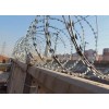 刺丝滚笼、刀片刺网、铁路刺丝滚笼、高铁防护隔离网