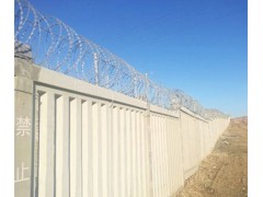 刺丝滚笼、刀片刺网、铁路刺丝滚笼、高铁防护隔离网图6