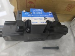 东京计器电磁阀DG4V-3-0C-M-U1-T-7-54图2